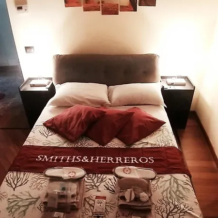 Smiths & Herreros Lägenhet Genua